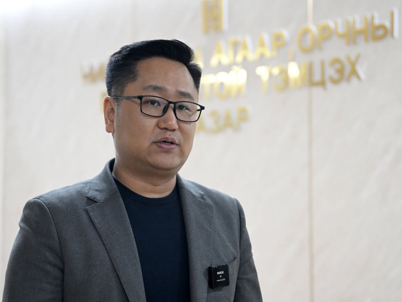 Д.Мөнхбаатар: Ирэх сарын 1-нээс “Сайн” карт ашиглахыг зогсоож, түлш худалдан авахад Хотула аппликейшн ашиглана